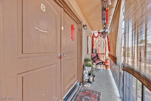 4186 Silver Dollar Avenue 8, Las Vegas, NV 89102