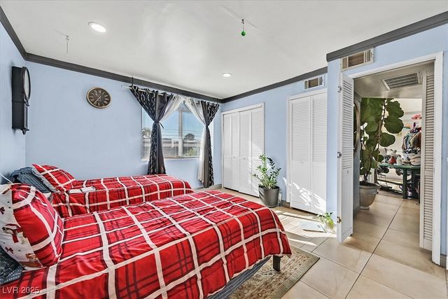 4186 Silver Dollar Avenue 8, Las Vegas, NV 89102