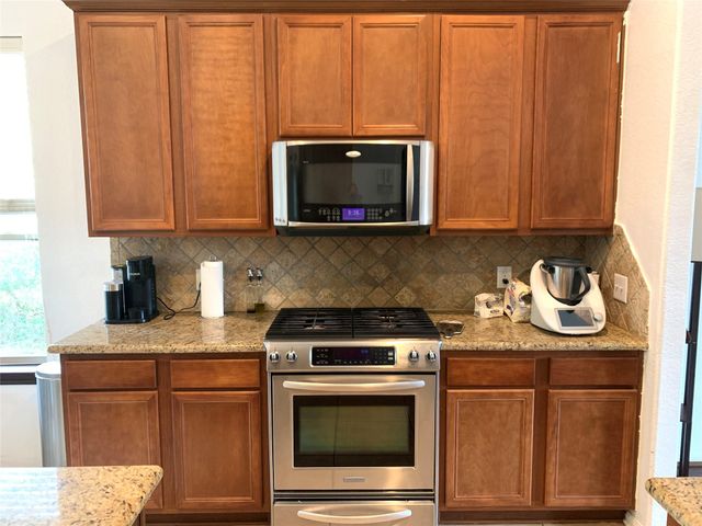 14 Pleasant Point Place, Spring, TX 77389