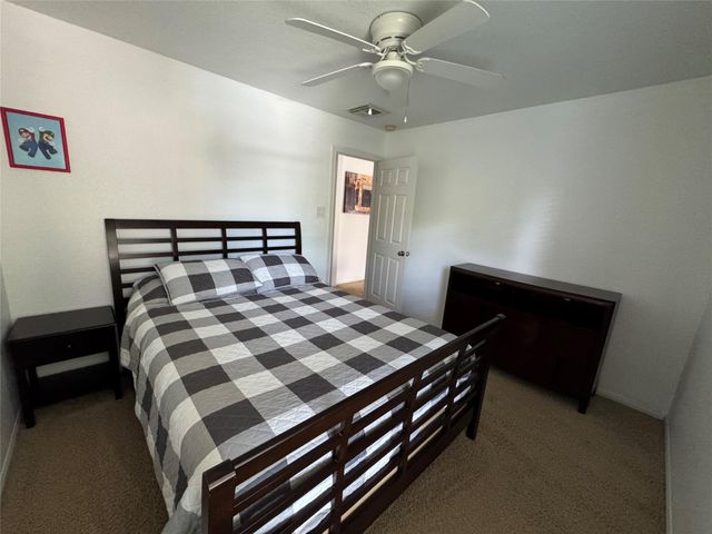 14 Pleasant Point Place, Spring, TX 77389