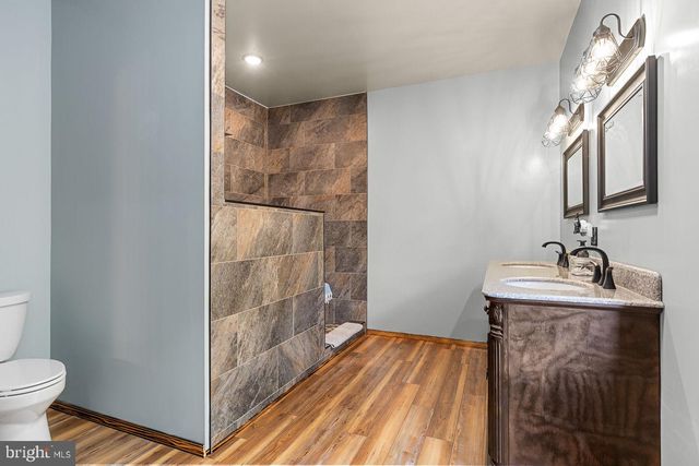 859 HANK LN, Berkeley Springs, WV 25411