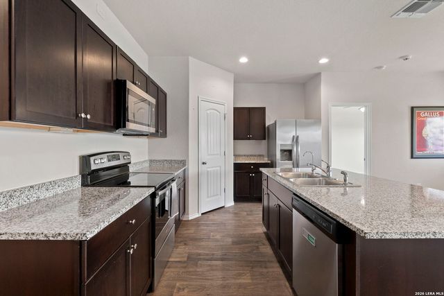 944 Chachalaca, Seguin, TX 78155