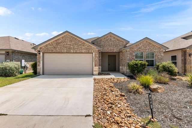 944 Chachalaca, Seguin, TX 78155