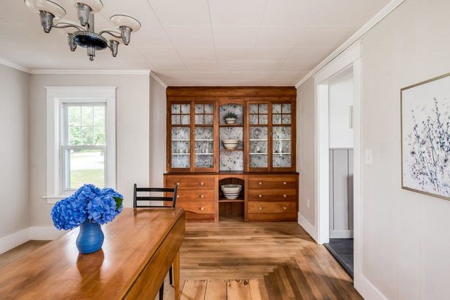 354 Dover Point Road, Dover, NH 03820