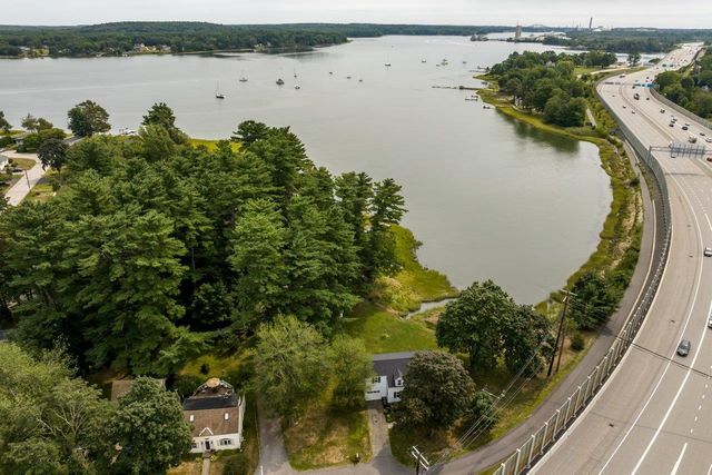 354 Dover Point Road, Dover, NH 03820