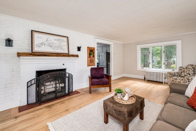 354 Dover Point Road, Dover, NH 03820