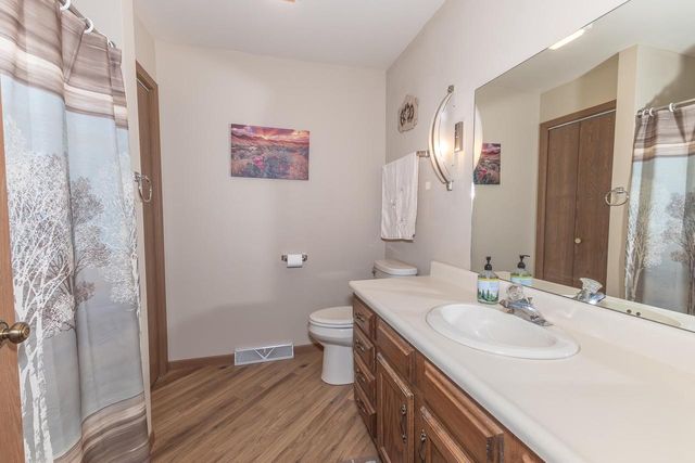 S3255 Buckhorn Road, Reedsburg, WI 53959
