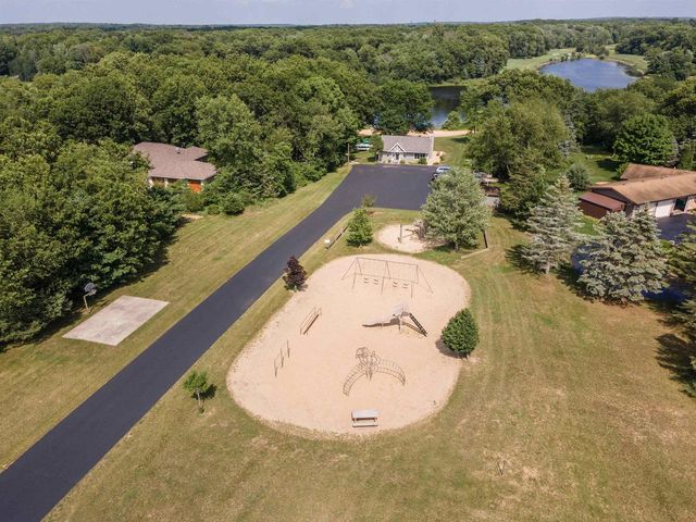 S3255 Buckhorn Road, Reedsburg, WI 53959
