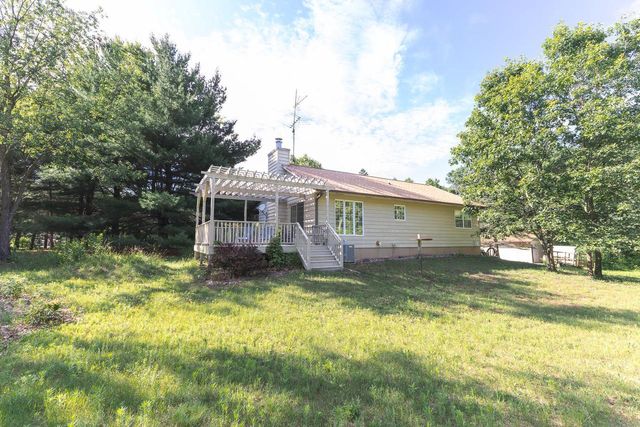 S3255 Buckhorn Road, Reedsburg, WI 53959