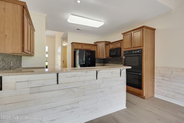 7105 N Apache Drive, Olive Branch, MS 38654