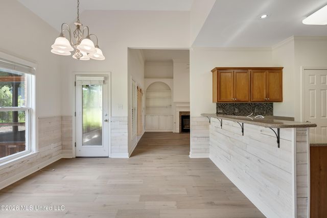 7105 N Apache Drive, Olive Branch, MS 38654