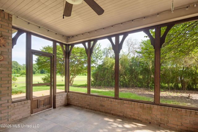 7105 N Apache Drive, Olive Branch, MS 38654