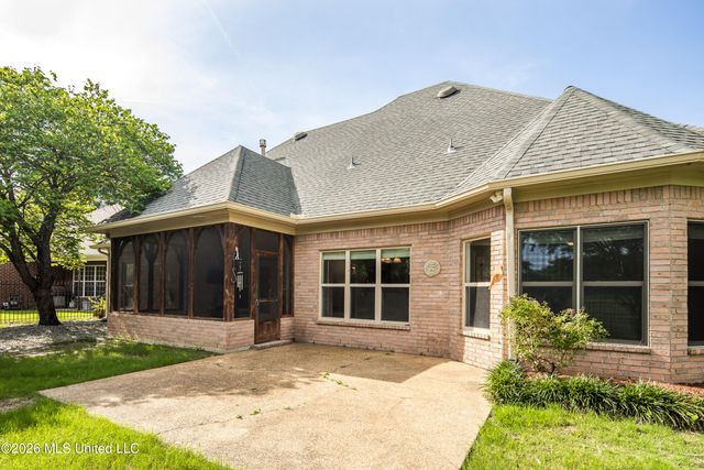 7105 N Apache Drive, Olive Branch, MS 38654