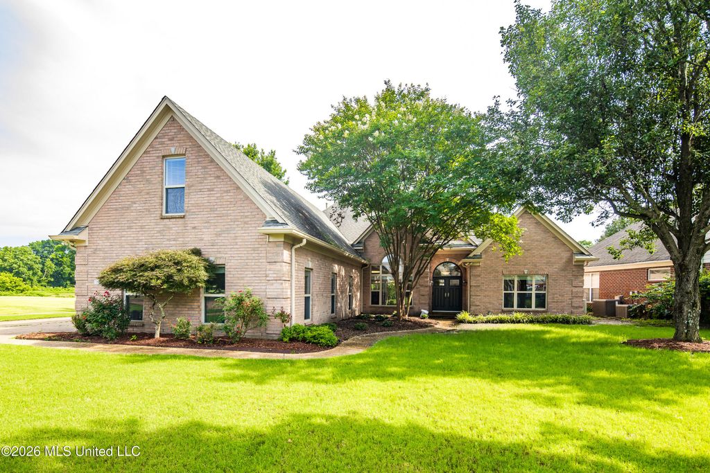 7105 N Apache Drive, Olive Branch, MS 38654
