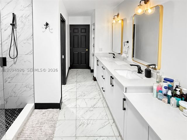12061 SW 135th Ter, Miami, FL 33186
