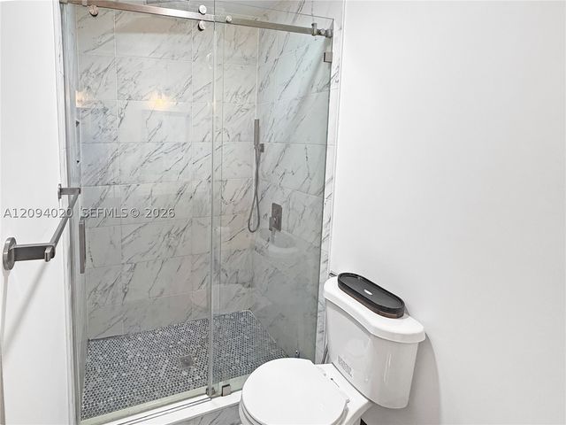 12061 SW 135th Ter, Miami, FL 33186