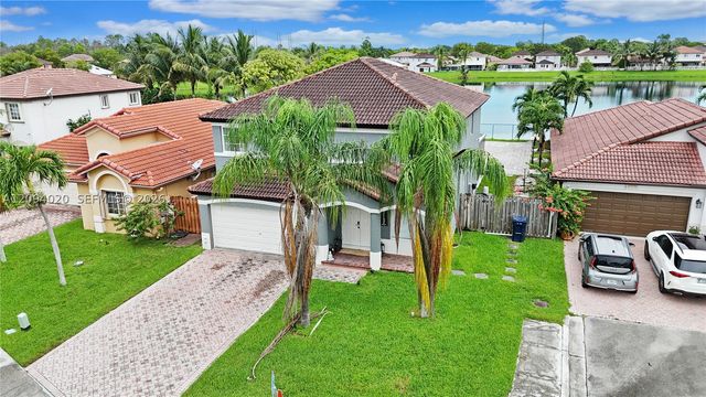 12061 SW 135th Ter, Miami, FL 33186