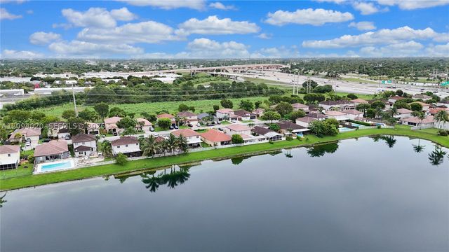 12061 SW 135th Ter, Miami, FL 33186