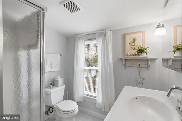 317 S WASHINGTON AVE, Moorestown, NJ 08057