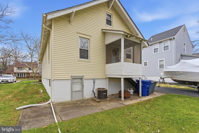 317 S WASHINGTON AVE, Moorestown, NJ 08057