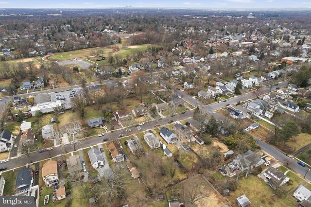 317 S WASHINGTON AVE, Moorestown, NJ 08057