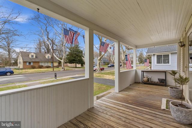 317 S WASHINGTON AVE, Moorestown, NJ 08057