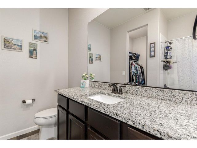 8844 Ventura Ct, Commerce City, CO 80022