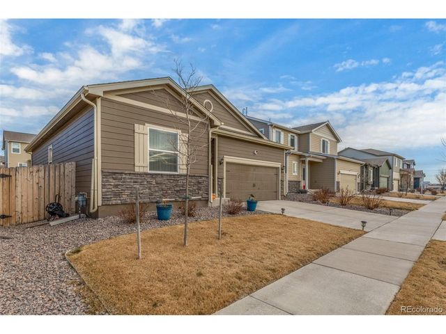 8844 Ventura Ct, Commerce City, CO 80022