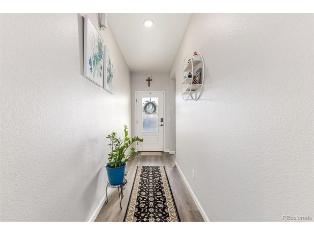 8844 Ventura Ct, Commerce City, CO 80022