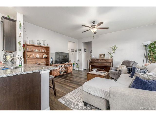 8844 Ventura Ct, Commerce City, CO 80022