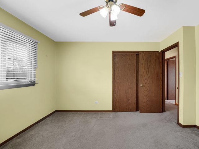 1103 E 166th Place, South Holland, IL 60473