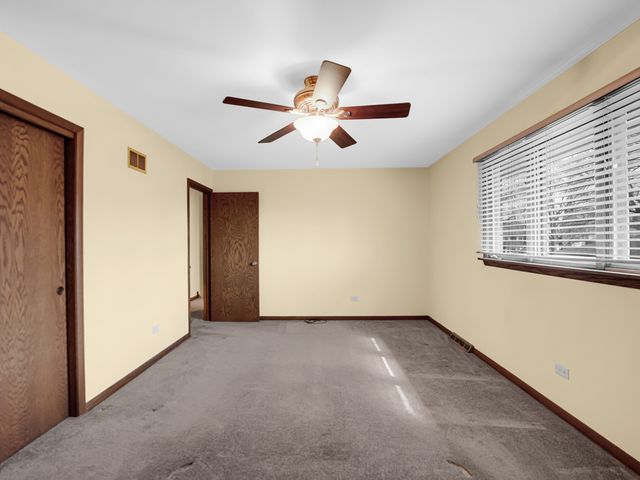 1103 E 166th Place, South Holland, IL 60473