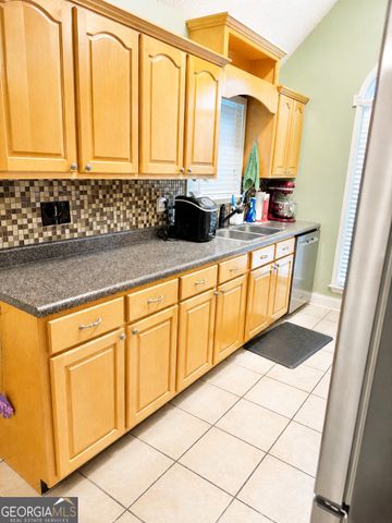 105 Easy Street, Dublin, GA 31021