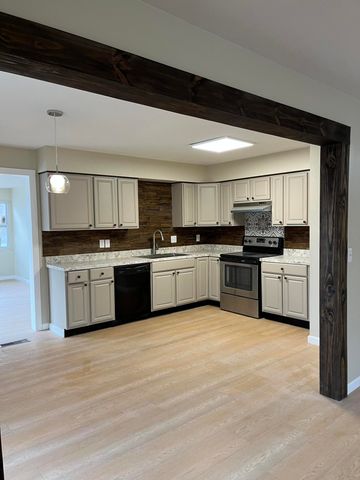 1114 Mcbrien Road, Chattanooga, TN 37412