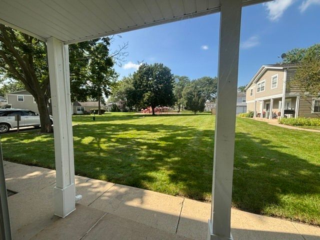 1242 Oboe Court, Wheeling, IL 60090