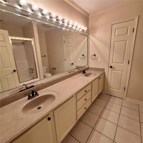 533 VERSAILLES Boulevard E, Alexandria, LA 71303