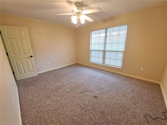 533 VERSAILLES Boulevard E, Alexandria, LA 71303