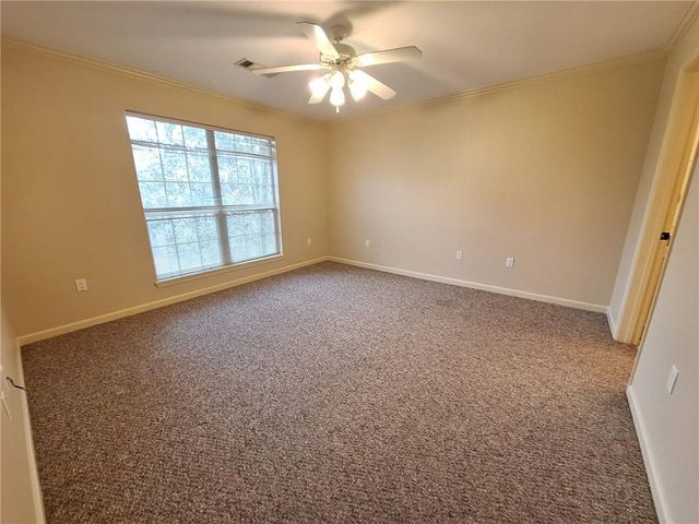 533 VERSAILLES Boulevard E, Alexandria, LA 71303