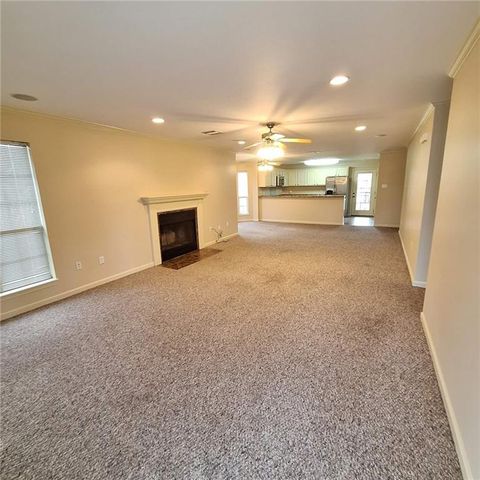 533 VERSAILLES Boulevard E, Alexandria, LA 71303