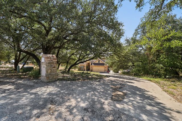 1203 Pala Dura Court, Granbury, TX 76048