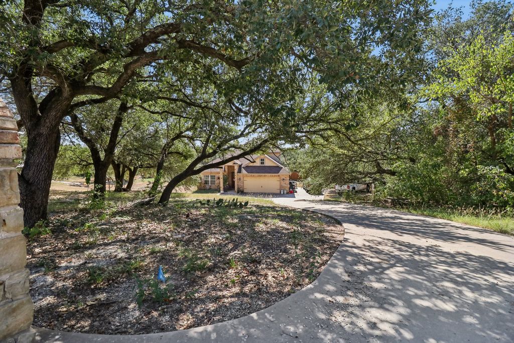 1203 Pala Dura Court, Granbury, TX 76048