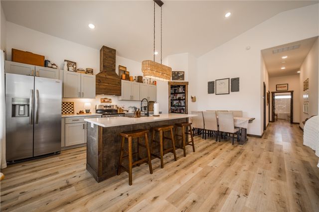 13945 Holloway Road, Gravette, AR 72739