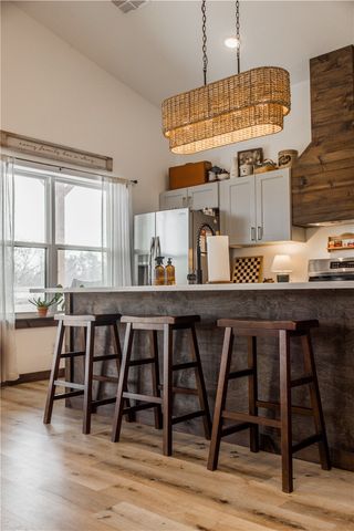 13945 Holloway Road, Gravette, AR 72739