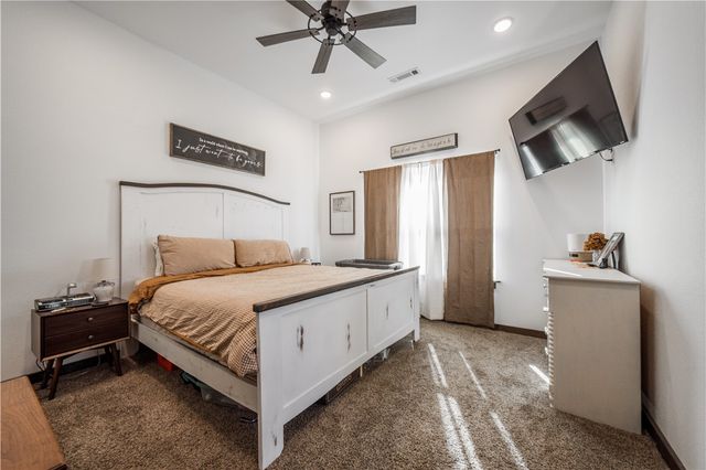 13945 Holloway Road, Gravette, AR 72739