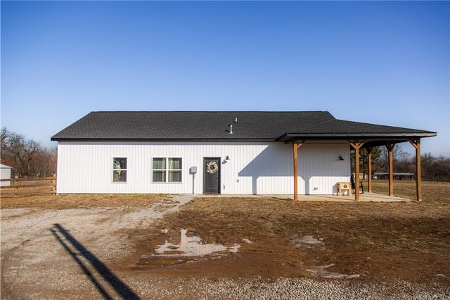 13945 Holloway Road, Gravette, AR 72739