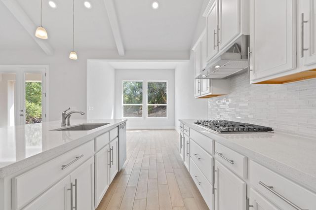 102 Majestic Arroyo WAY, Lakeway, TX 78738