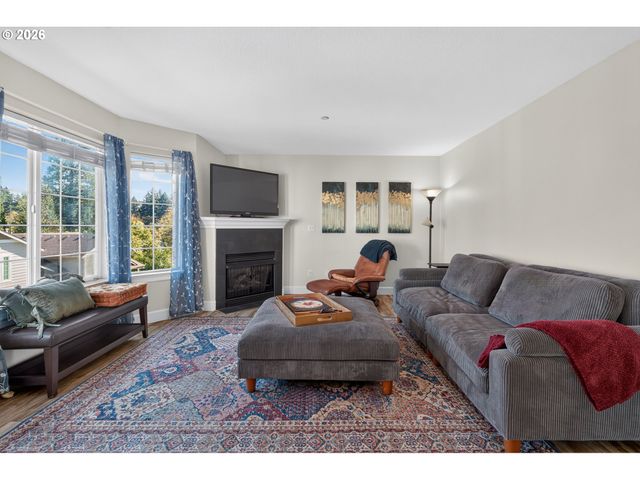 733 Nw MEADOW RIDGE Ln, Camas, WA 98607