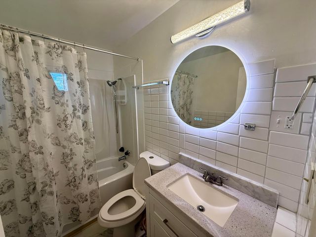 745 Pierce Avenue, Columbus, OH 43213