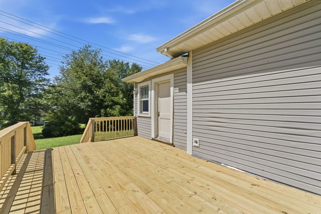 323 Kennedy St, Lawrenceburg, TN 38464