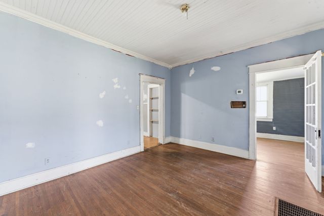 323 Kennedy St, Lawrenceburg, TN 38464